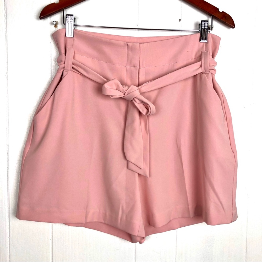 NWT 7TH AVENUE NEW YORK &COMPANY TIE PAPERBAG  HIGH WAIST SHORTS size 8 pink